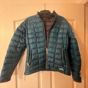 Women’s golite puffy coat. Darker teal color.
